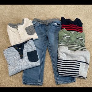 Bundle of 2T Clothes